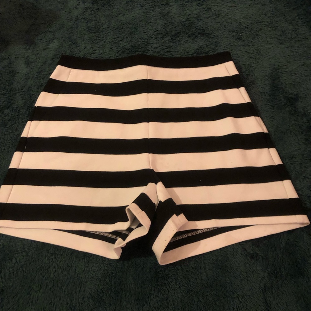 EXPRESS HIGH WAISTED SHORTS WITH STRIPES